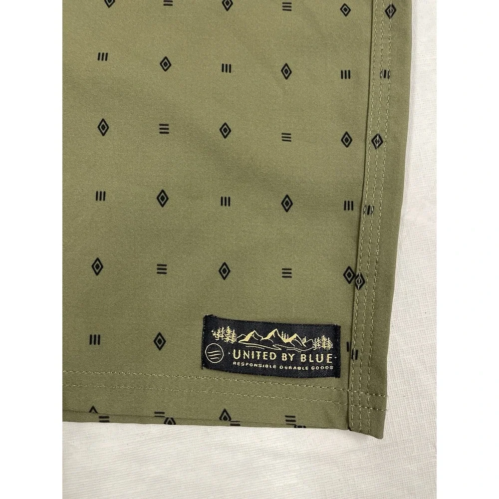 United By Blue Mens Olive Green Geometric Board Shorts Swim Trunks Size 34